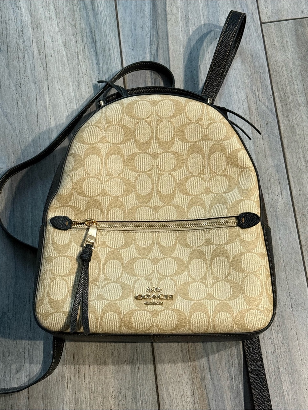 Coach Signature Backpack in Khaki/Chalk